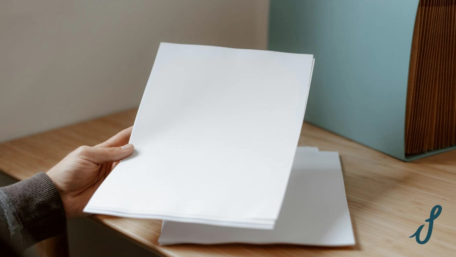 What's the right approach to writing a synopsis?